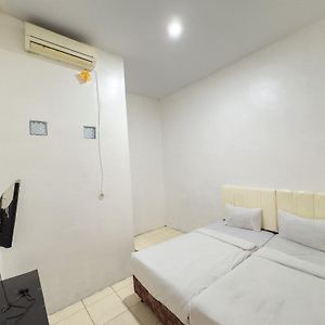 Kamar kembar standard